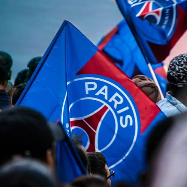 blue and red Paris flag