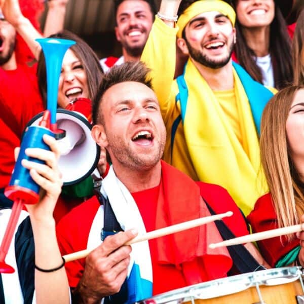 echarpe perso Comment encourager votre équipe favorite avec une écharpe de football personnalisée ?